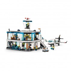 LEGO City Airport with... 2