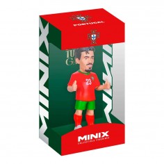 Minix Collectable Figure... 2